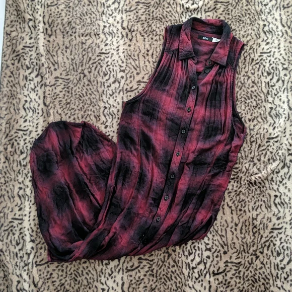 Urban Outfitters Plaid dress - Picture 1 of 8